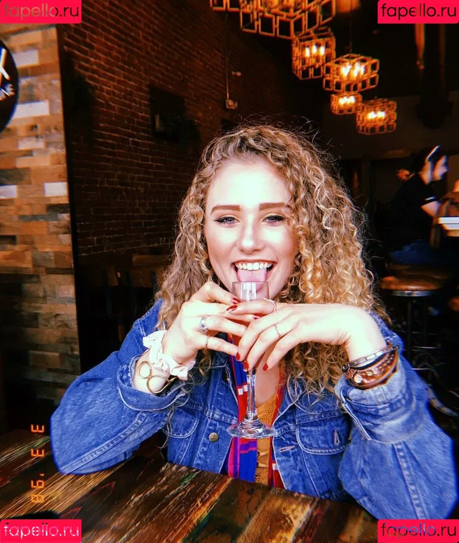 Kendall Ripetta Onlyfans Photo Gallery 