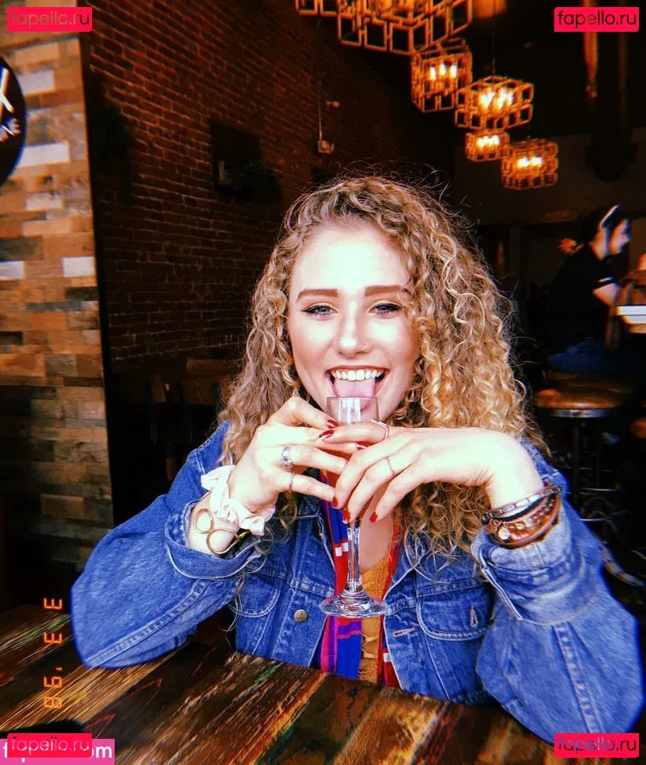 Kendall Ripetta Onlyfans Photo Gallery 