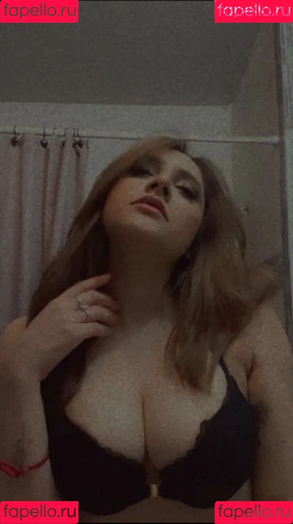 Stephanie Onlyfans Photo Gallery 