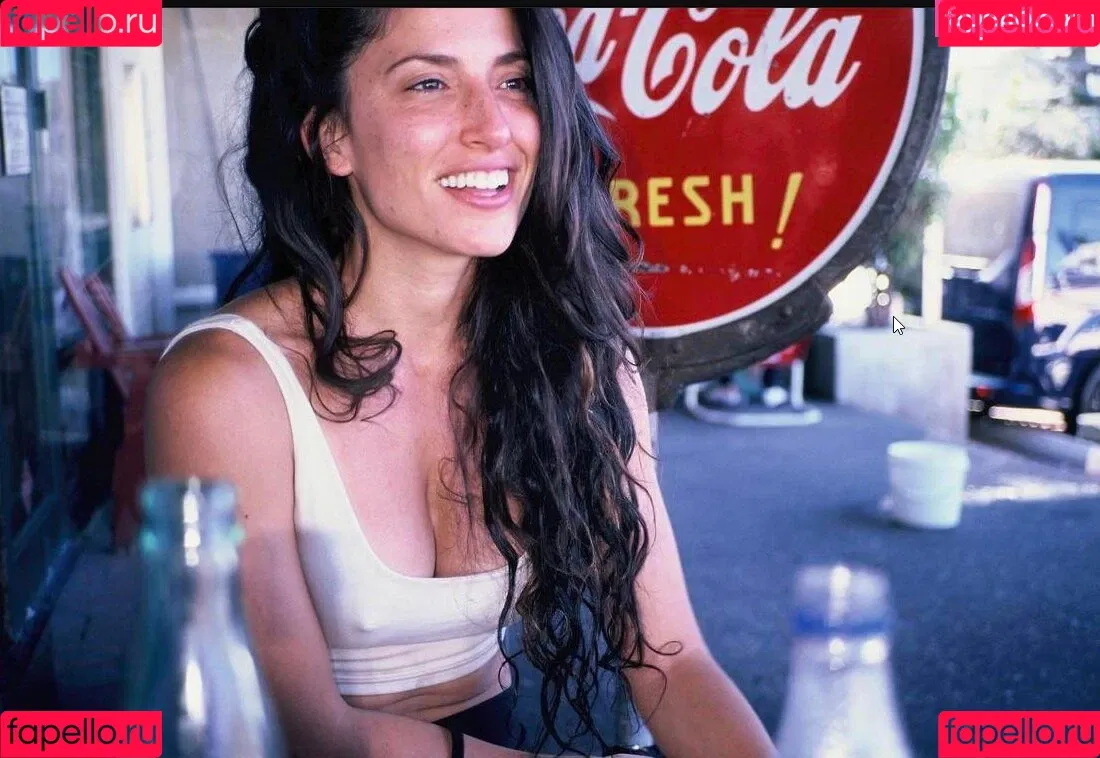 Tania Raymonde Onlyfans Photo Gallery 