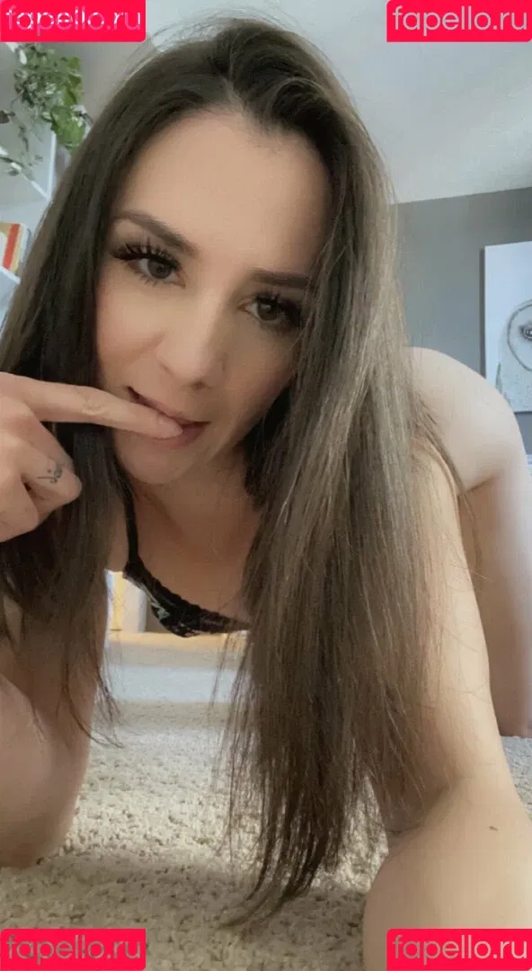 The Naughty Peach Onlyfans Photo Gallery 