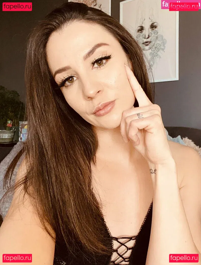 The Naughty Peach Onlyfans Photo Gallery 