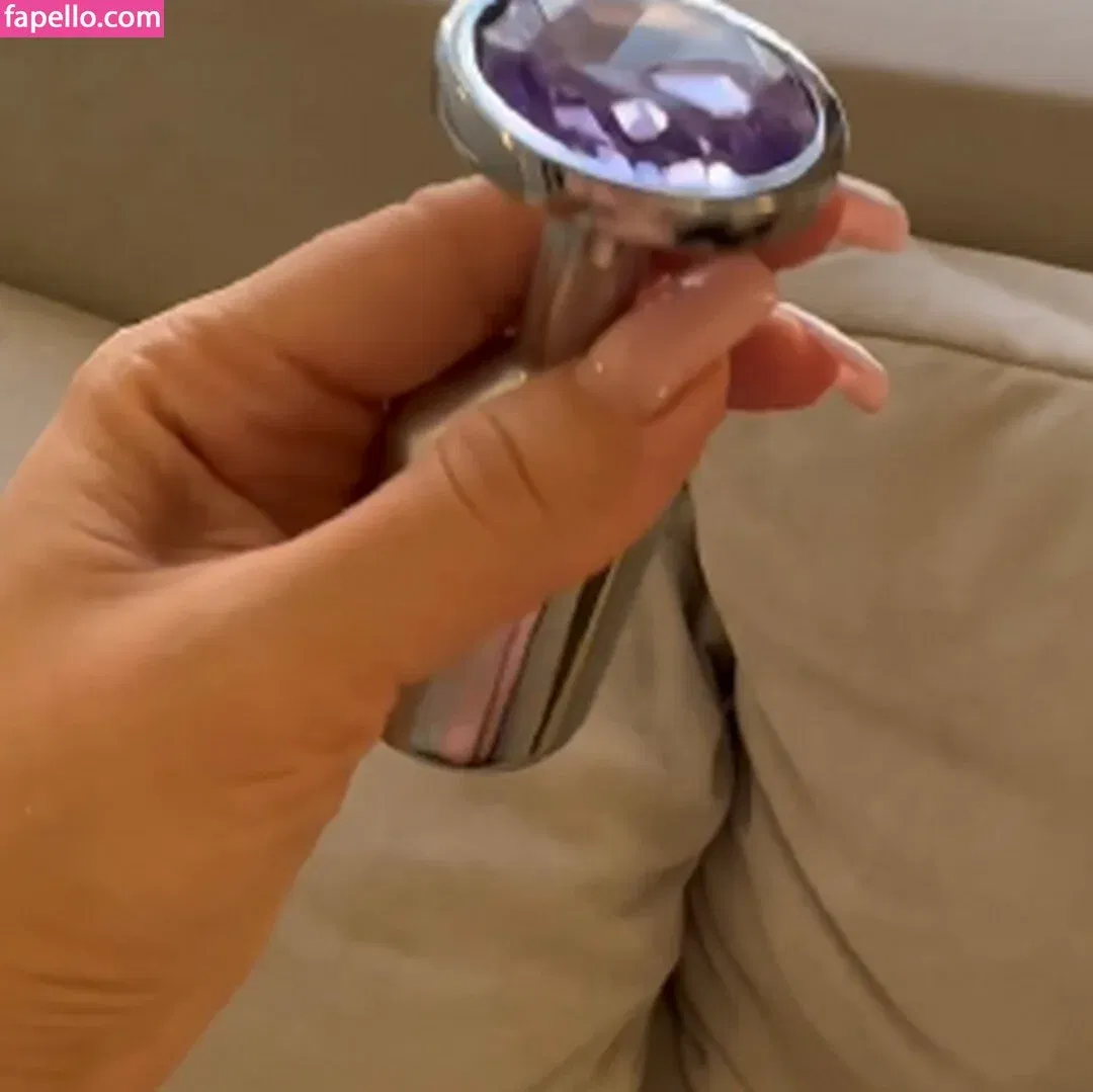 mindiyarova11 Onlyfans Photo Gallery 