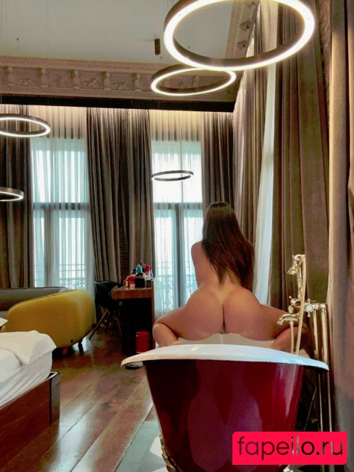 mindiyarova11 Onlyfans Photo Gallery 