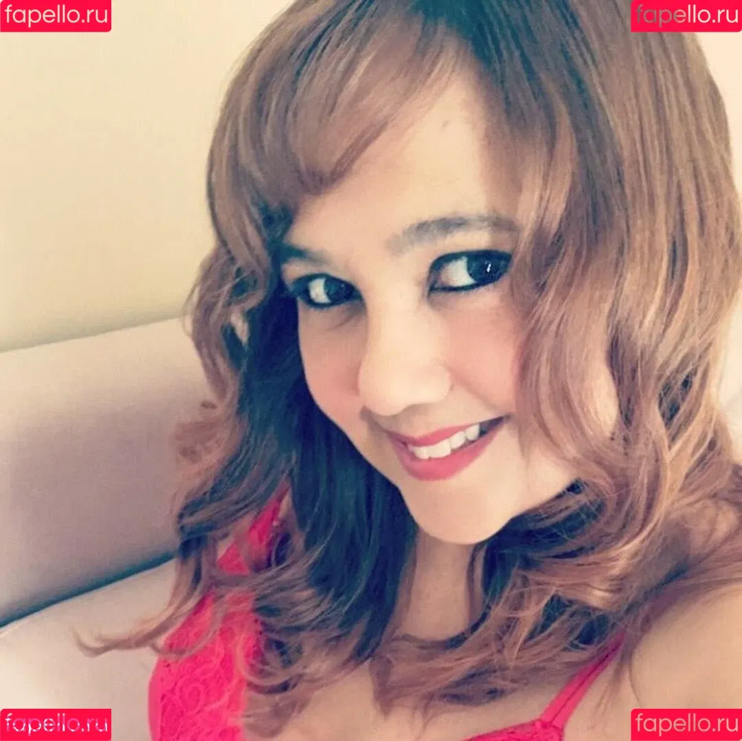 Yasmin Onlyfans Photo Gallery 