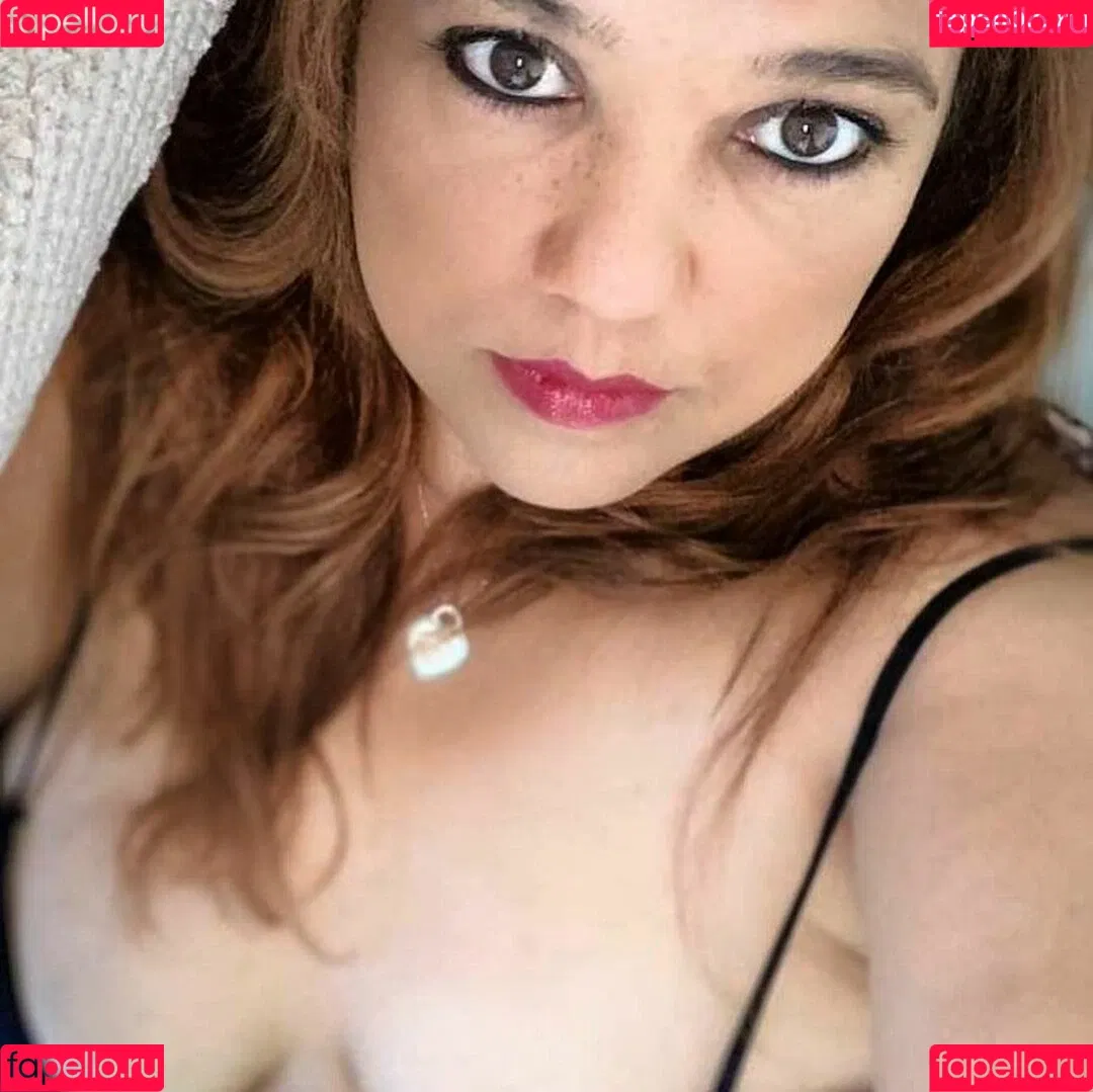 Yasmin Onlyfans Photo Gallery 