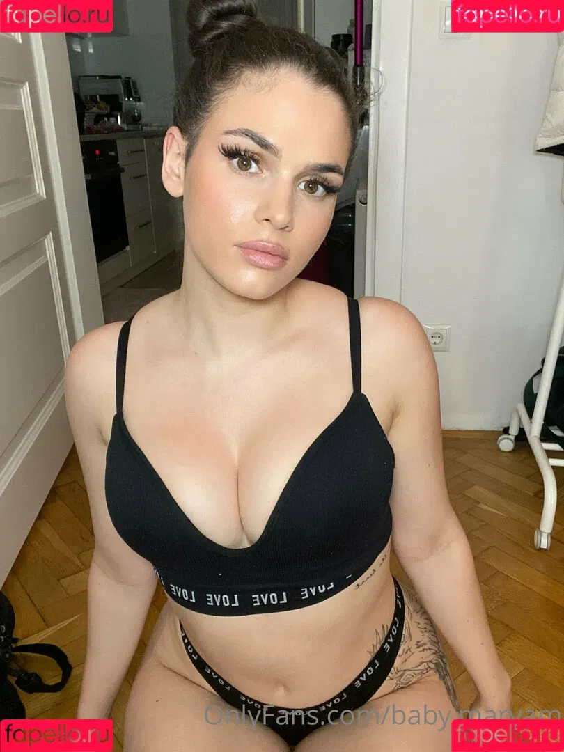 baby.maryam Onlyfans Photo Gallery 