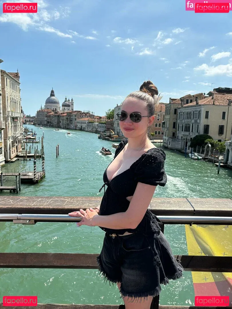 irinasivalnaya Onlyfans Photo Gallery 