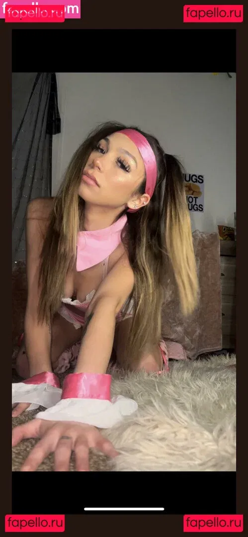 aliaremyinitials Onlyfans Photo Gallery 