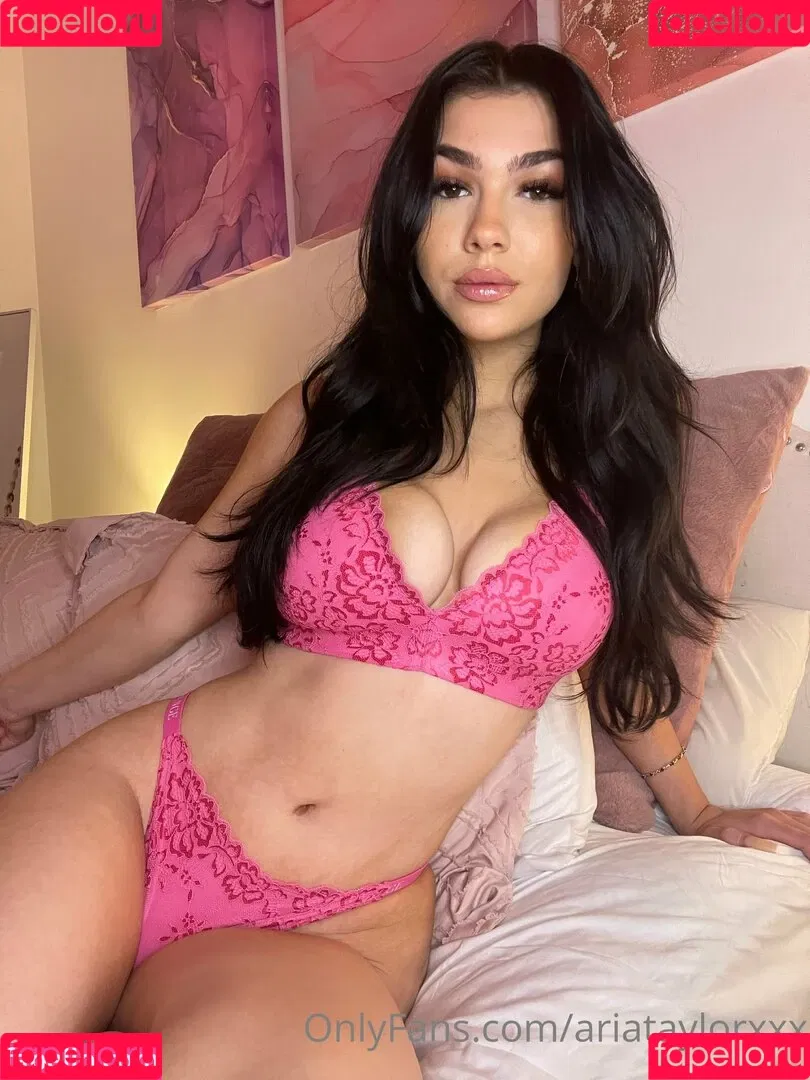 ariataylorxxx Onlyfans Photo Gallery 
