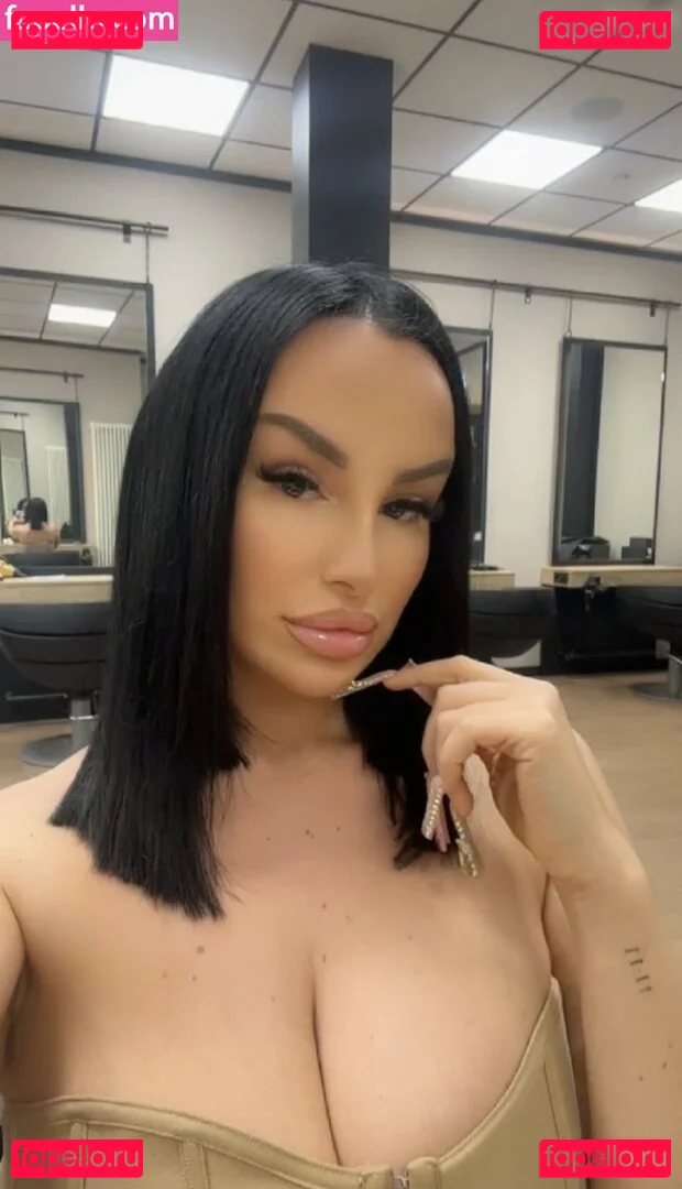 Christin Demel Onlyfans Photo Gallery 