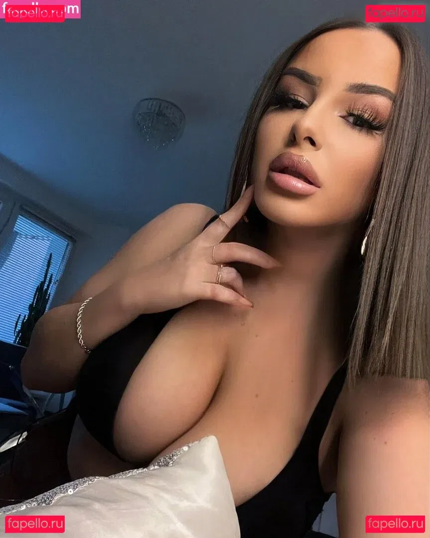 Christin Demel Onlyfans Photo Gallery 