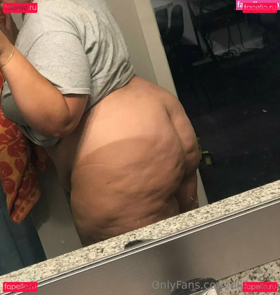 olilagrey Onlyfans Photo Gallery 