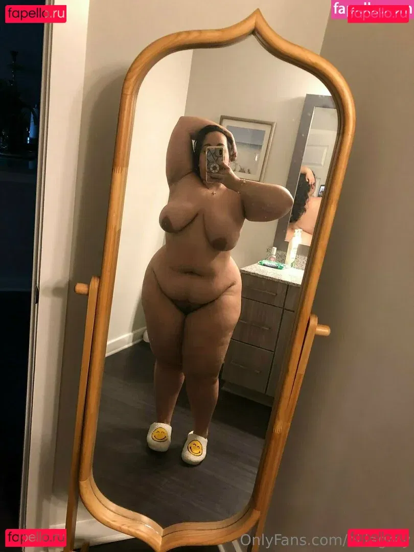 olilagrey Onlyfans Photo Gallery 