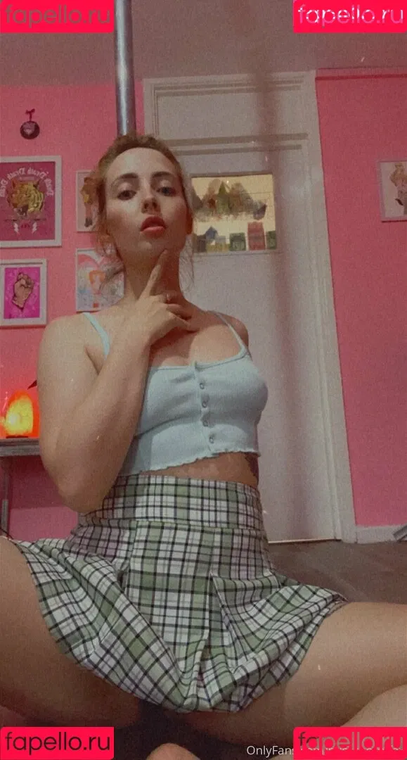 misscherryfox Onlyfans Photo Gallery 