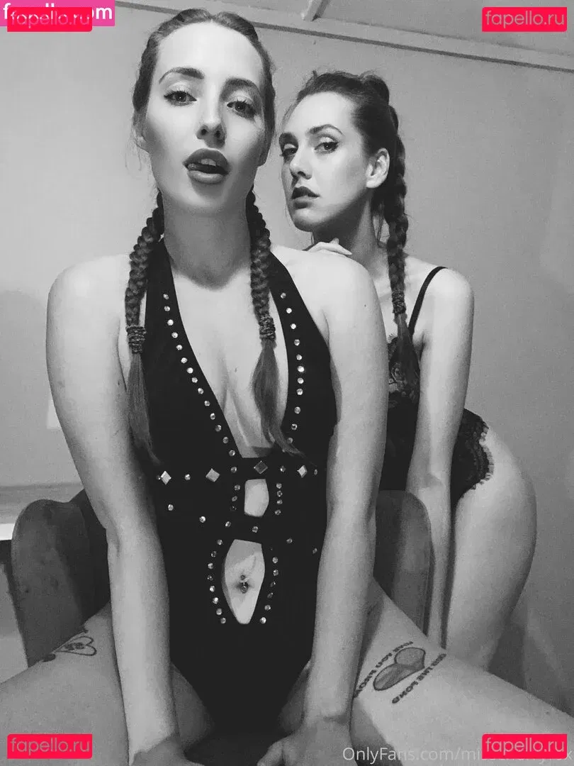 misscherryfox Onlyfans Photo Gallery 