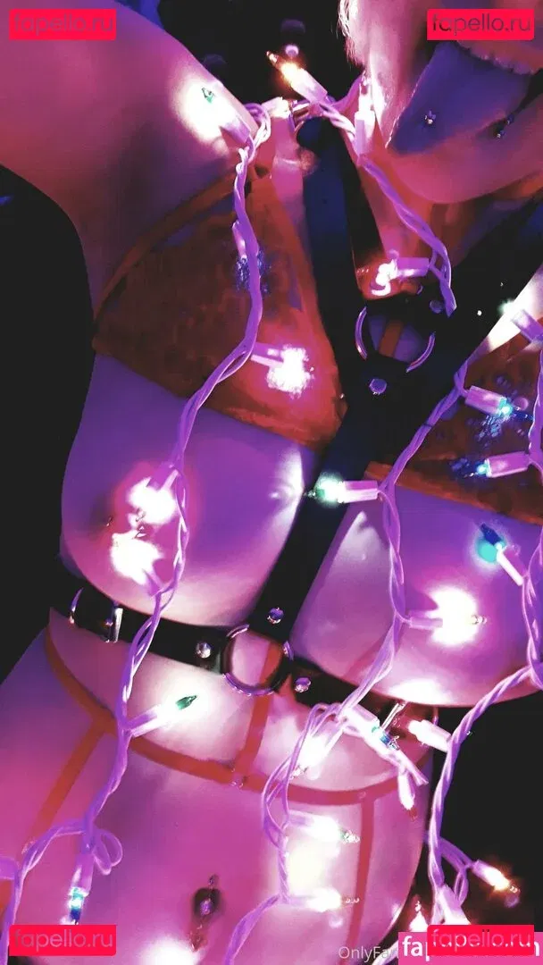 glowsticksss Onlyfans Photo Gallery 