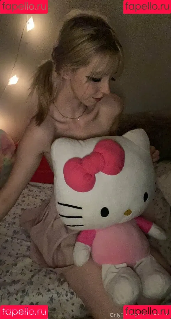 clazzychloe Onlyfans Photo Gallery 