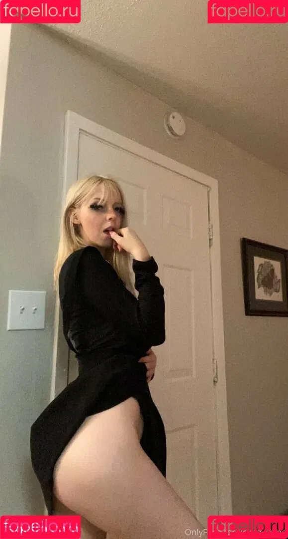 clazzychloe Onlyfans Photo Gallery 