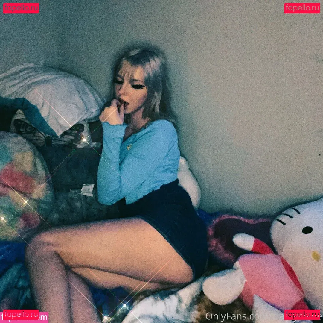 clazzychloe Onlyfans Photo Gallery 