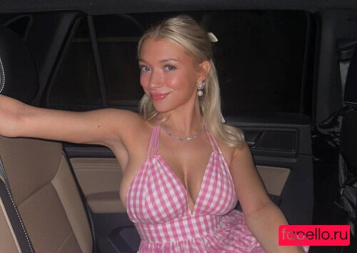 Sara Brooks Nude Onlyfans Photo 20