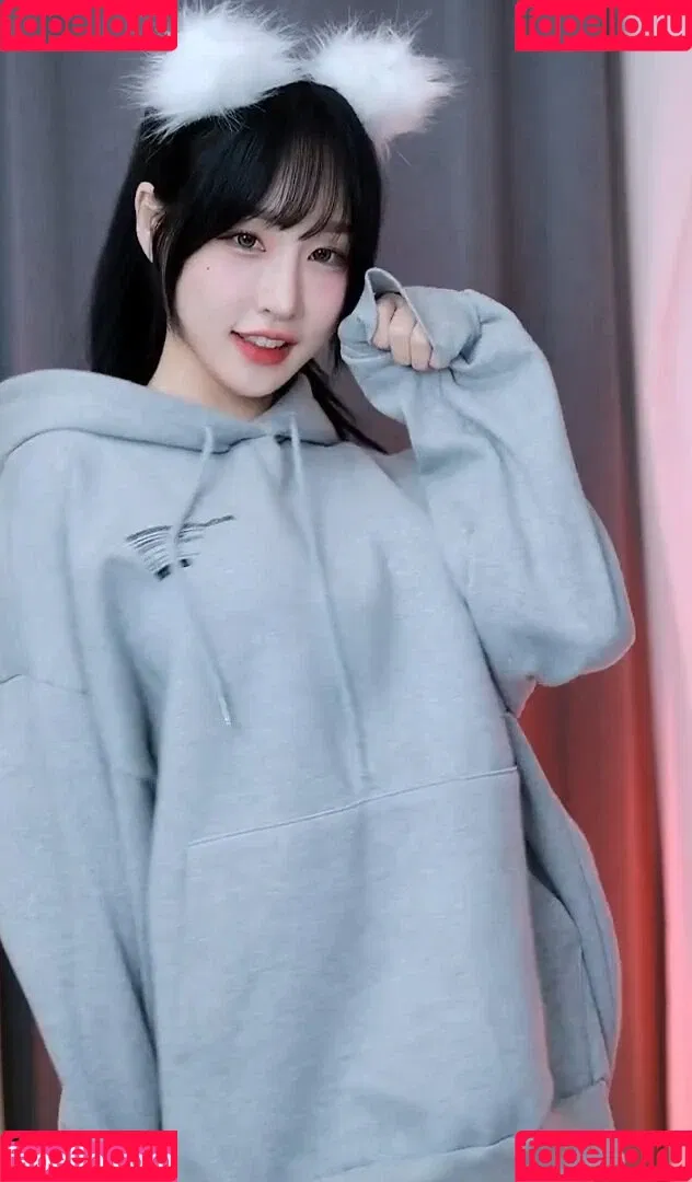 woohankyung Onlyfans Photo Gallery 