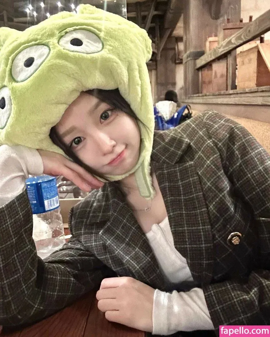 woohankyung Onlyfans Photo Gallery 