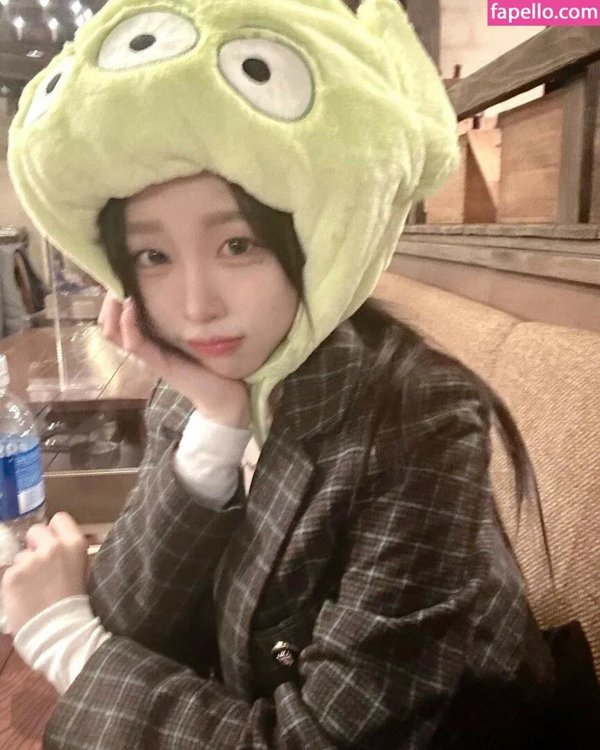 woohankyung Onlyfans Photo Gallery 