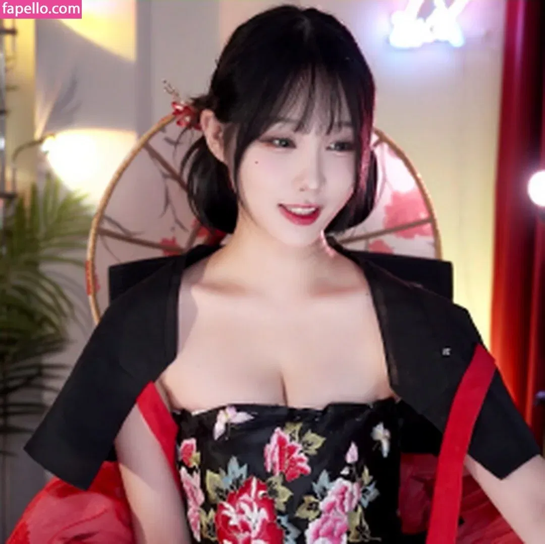 woohankyung Onlyfans Photo Gallery 