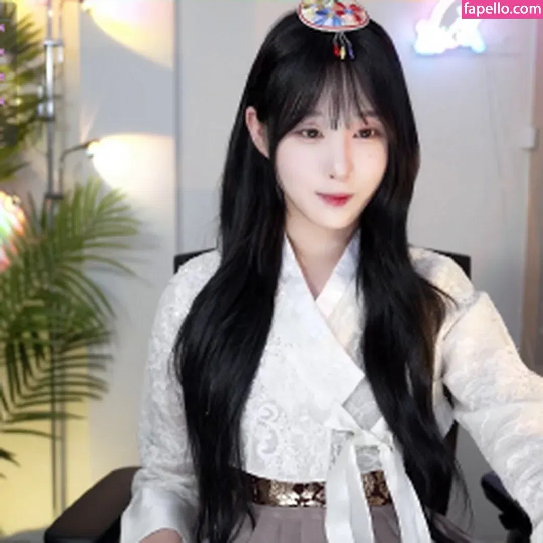 woohankyung Onlyfans Photo Gallery 