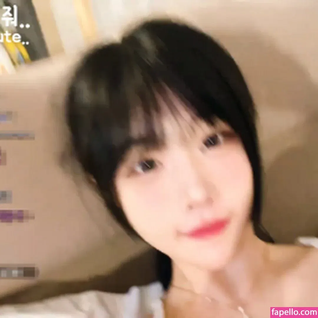 woohankyung Onlyfans Photo Gallery 