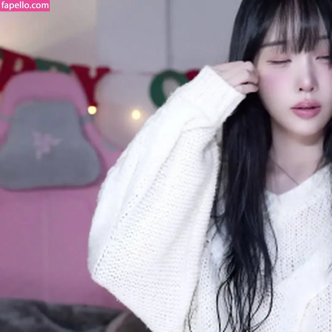 woohankyung Onlyfans Photo Gallery 