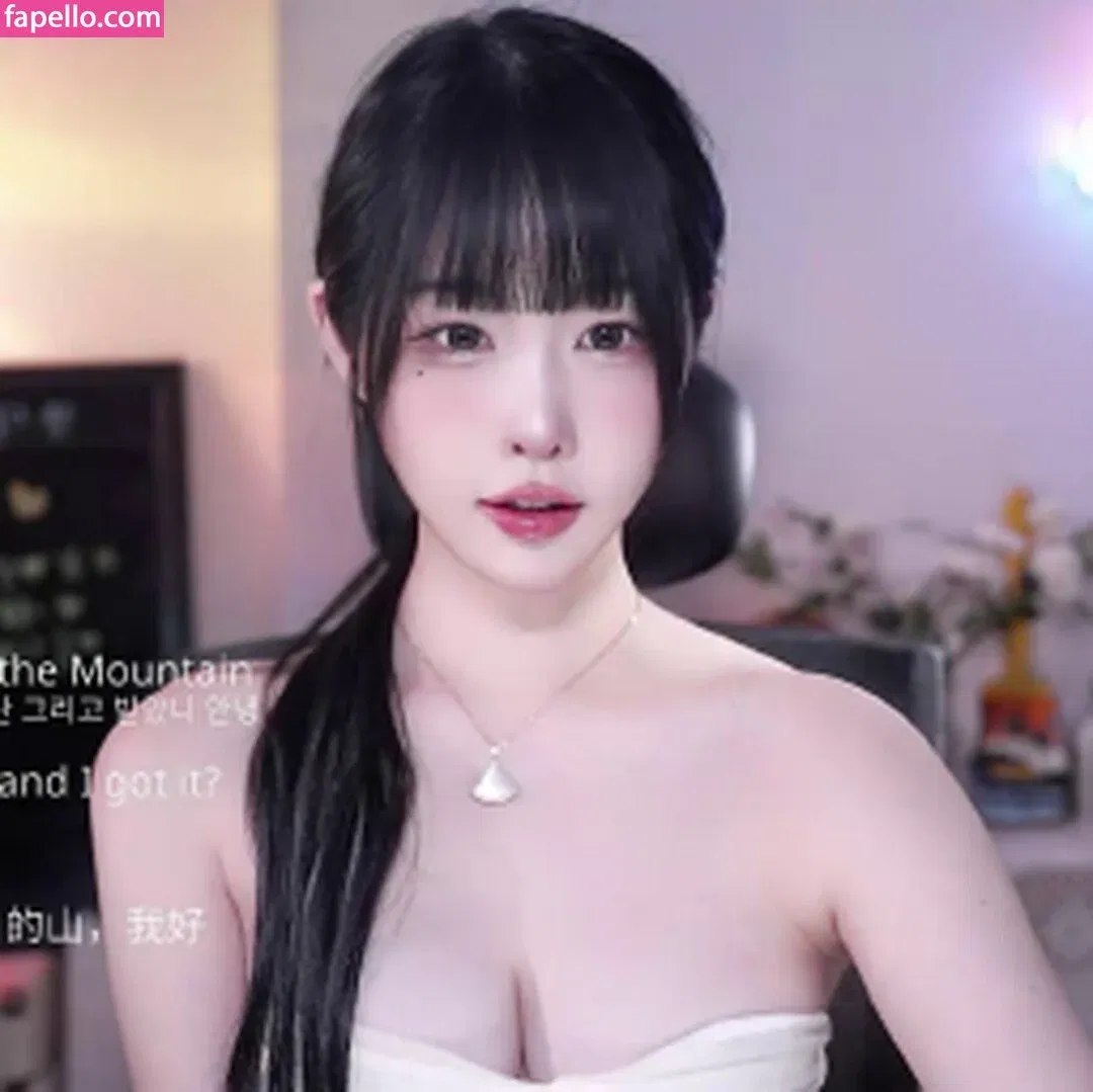 woohankyung Onlyfans Photo Gallery 