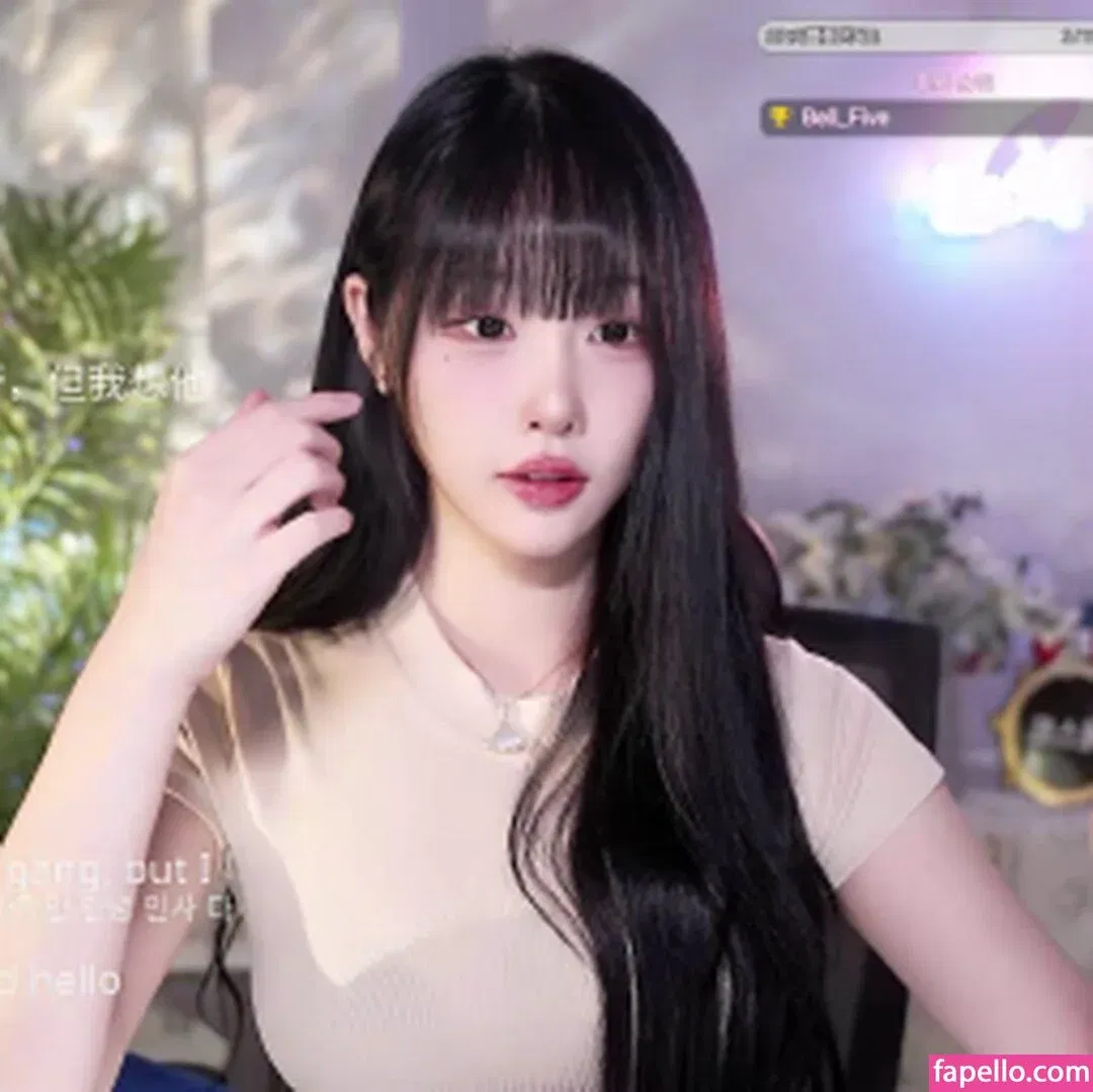 woohankyung Onlyfans Photo Gallery 