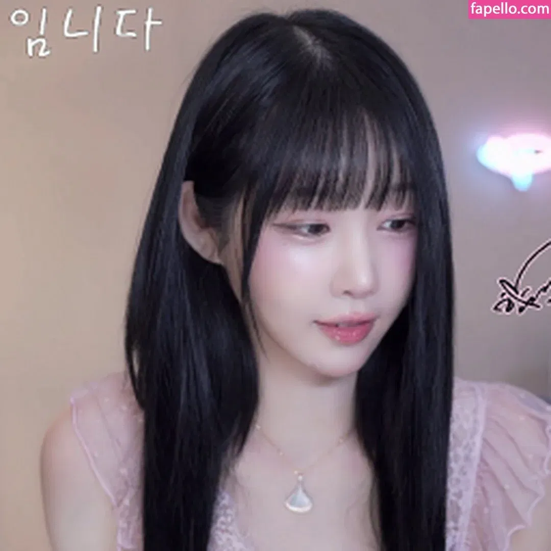 woohankyung Onlyfans Photo Gallery 