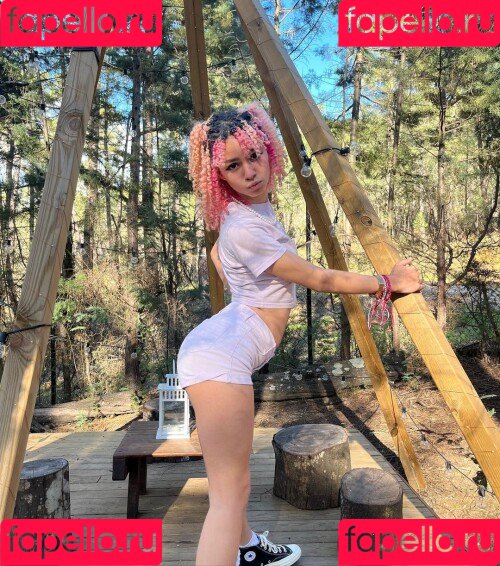 Larissa Kimberly Onlyfans Photo Gallery 