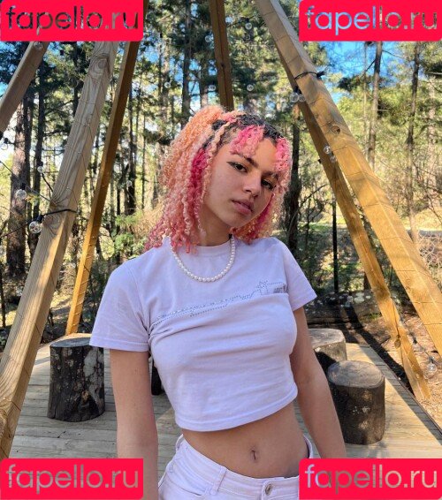 Larissa Kimberly Onlyfans Photo Gallery 