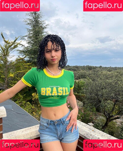 Larissa Kimberly Onlyfans Photo Gallery 