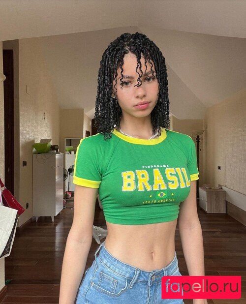 Larissa Kimberly Nude Onlyfans Photo 51
