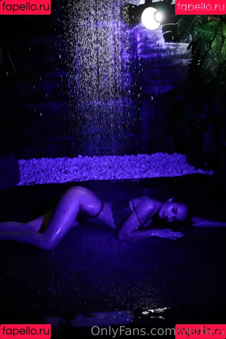 vertuta Onlyfans Photo Gallery 