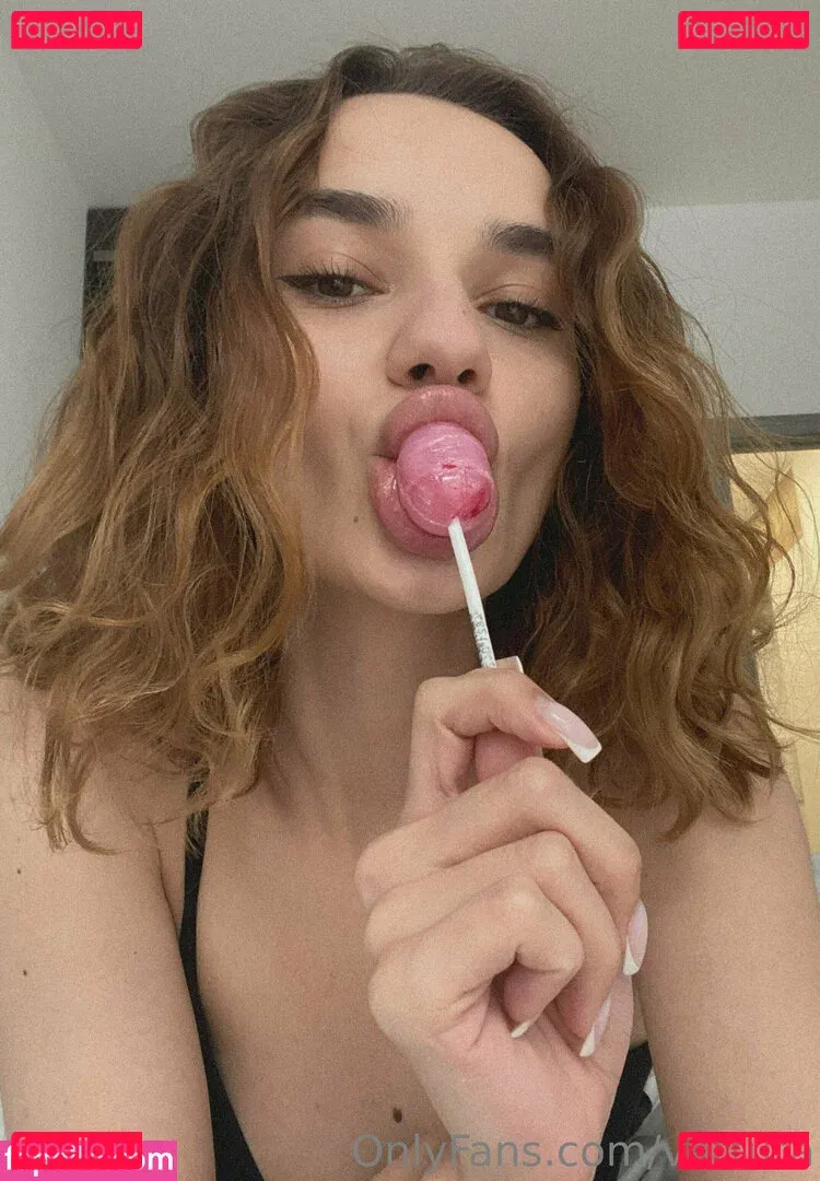 vertuta Onlyfans Photo Gallery 