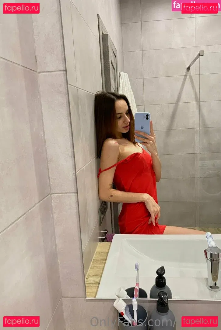 vertuta Onlyfans Photo Gallery 