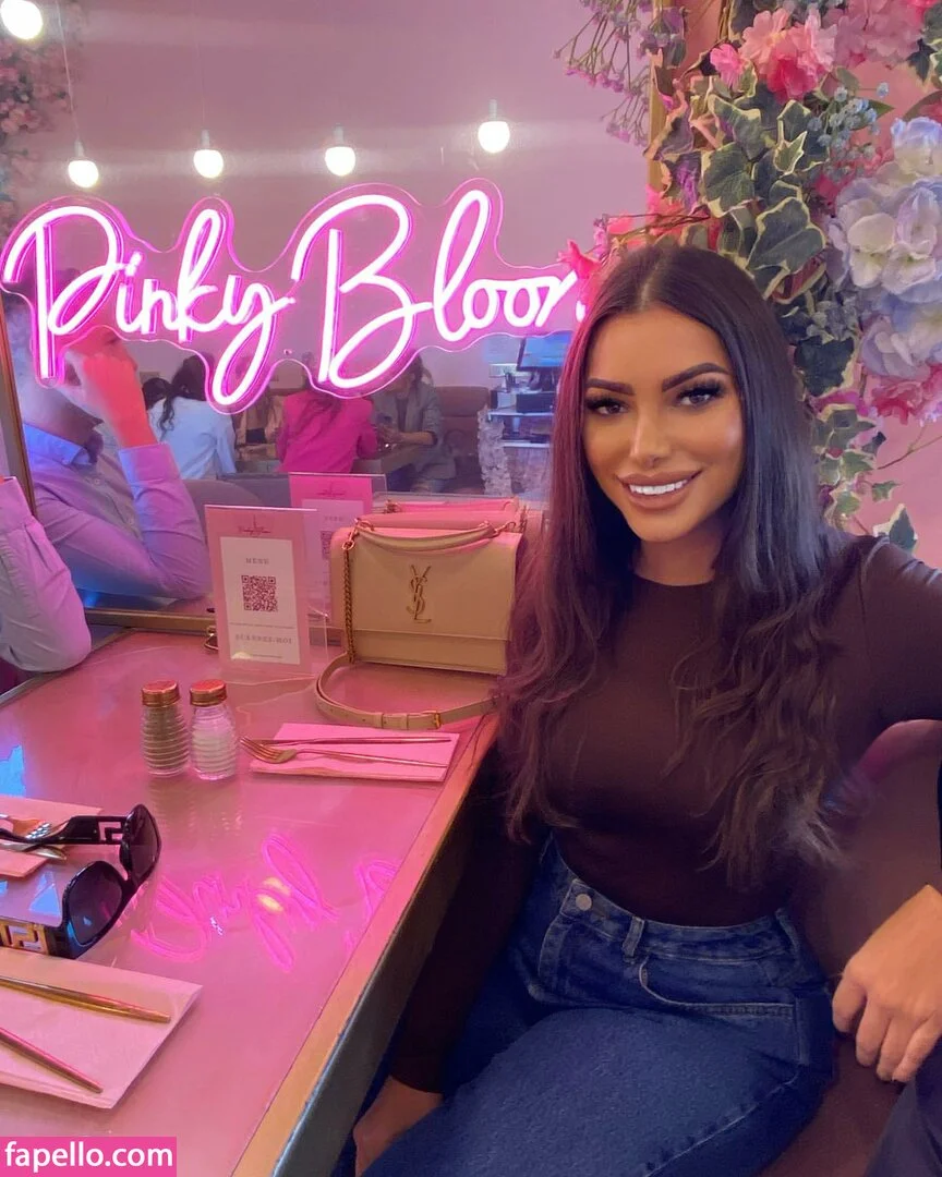 kenza01 Onlyfans Photo Gallery 