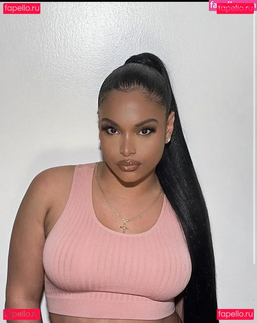 therealbeautymonroe Onlyfans Photo Gallery 