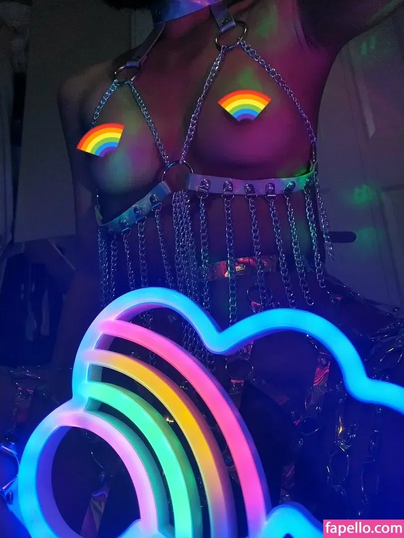 eeebydeeeby Onlyfans Photo Gallery 