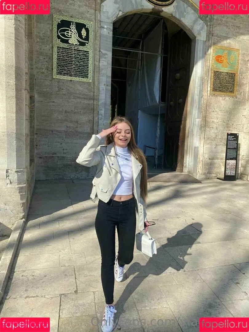 vladaberry Onlyfans Photo Gallery 