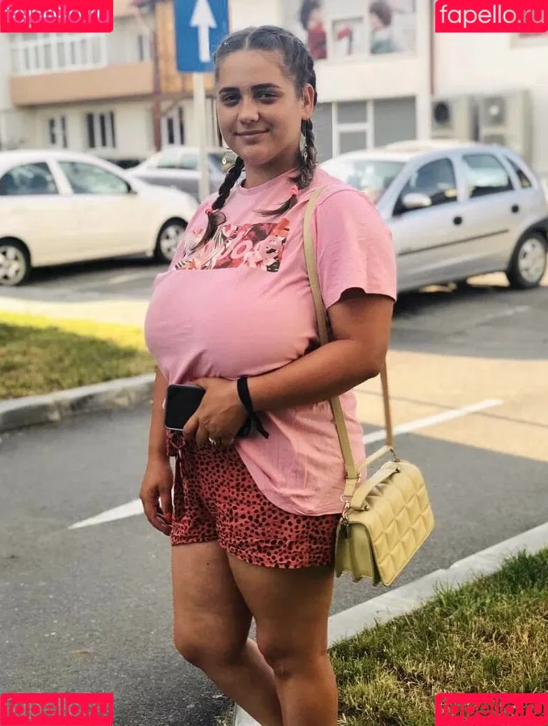 Marin Elbaz Onlyfans Photo Gallery 
