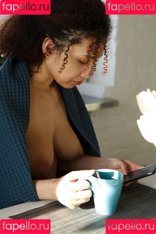 Hey.solange Onlyfans Photo Gallery 