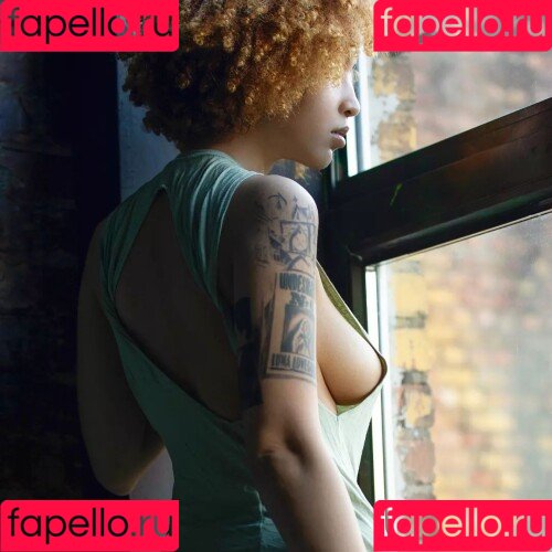 Hey.solange Onlyfans Photo Gallery 