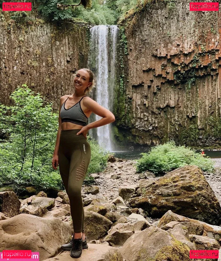 hollyerinx Onlyfans Photo Gallery 